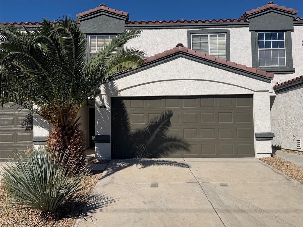 5330 E Charleston Boulevard 31