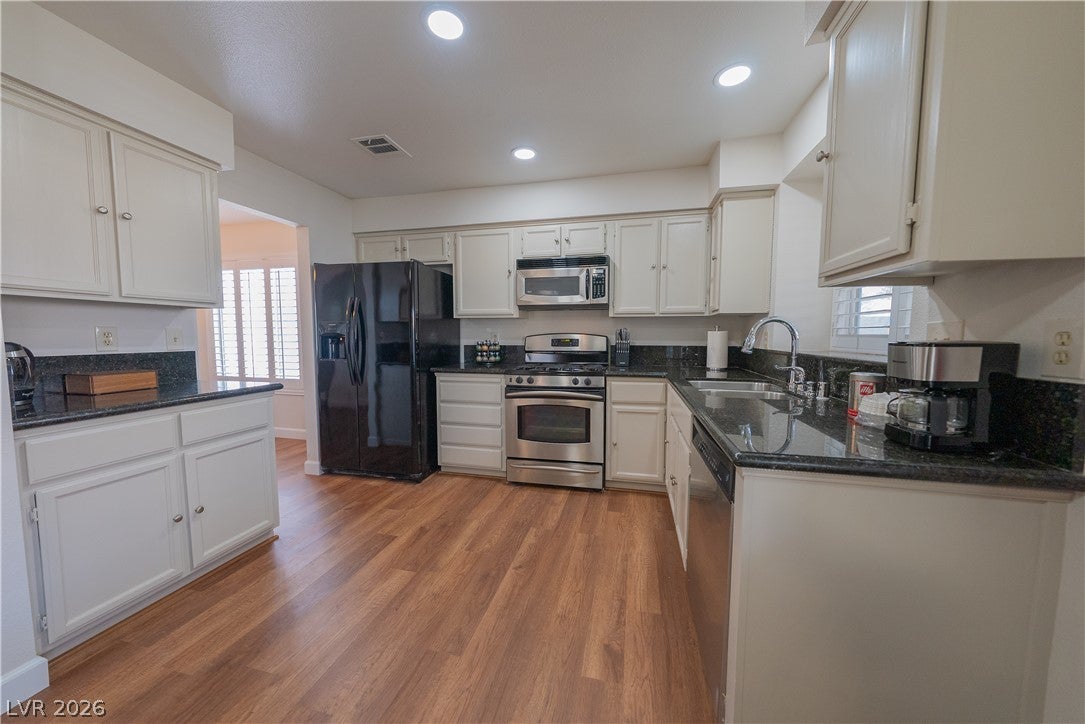 911 Saddle Horn Drive