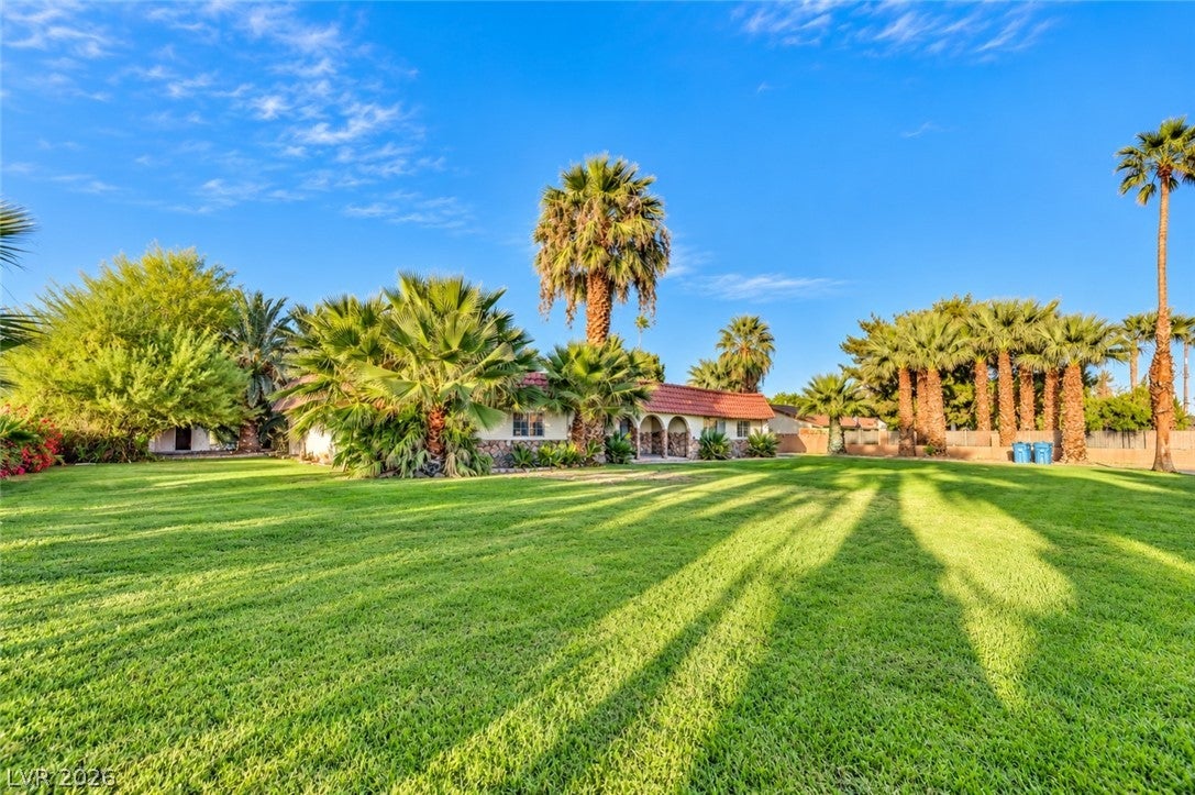 2926 E Eldorado Lane