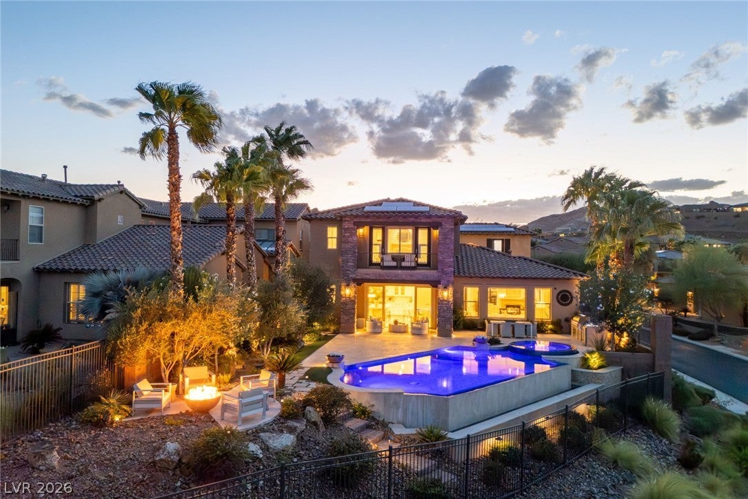 Properties 3 12 Menaggio Court