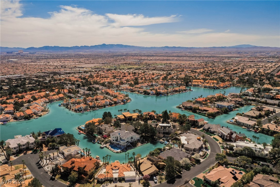2805 High Sail Court