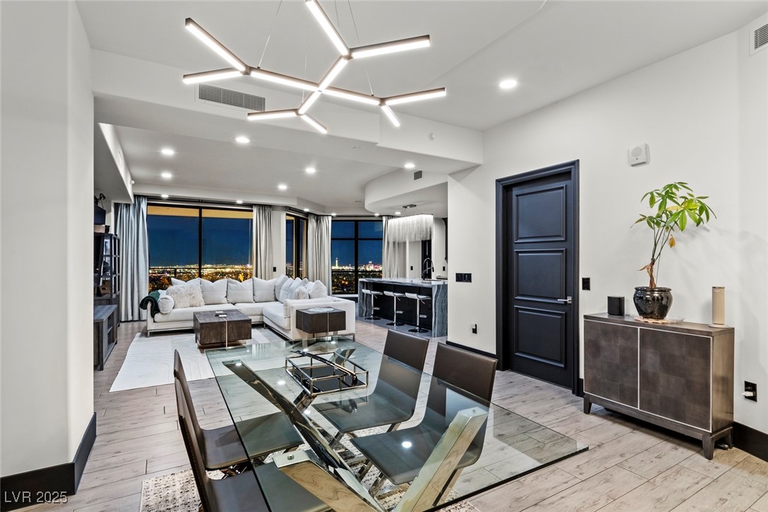 9101 Alta Drive 1206