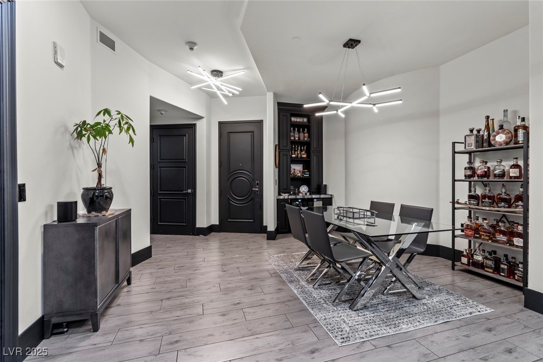 9101 Alta Drive 1206
