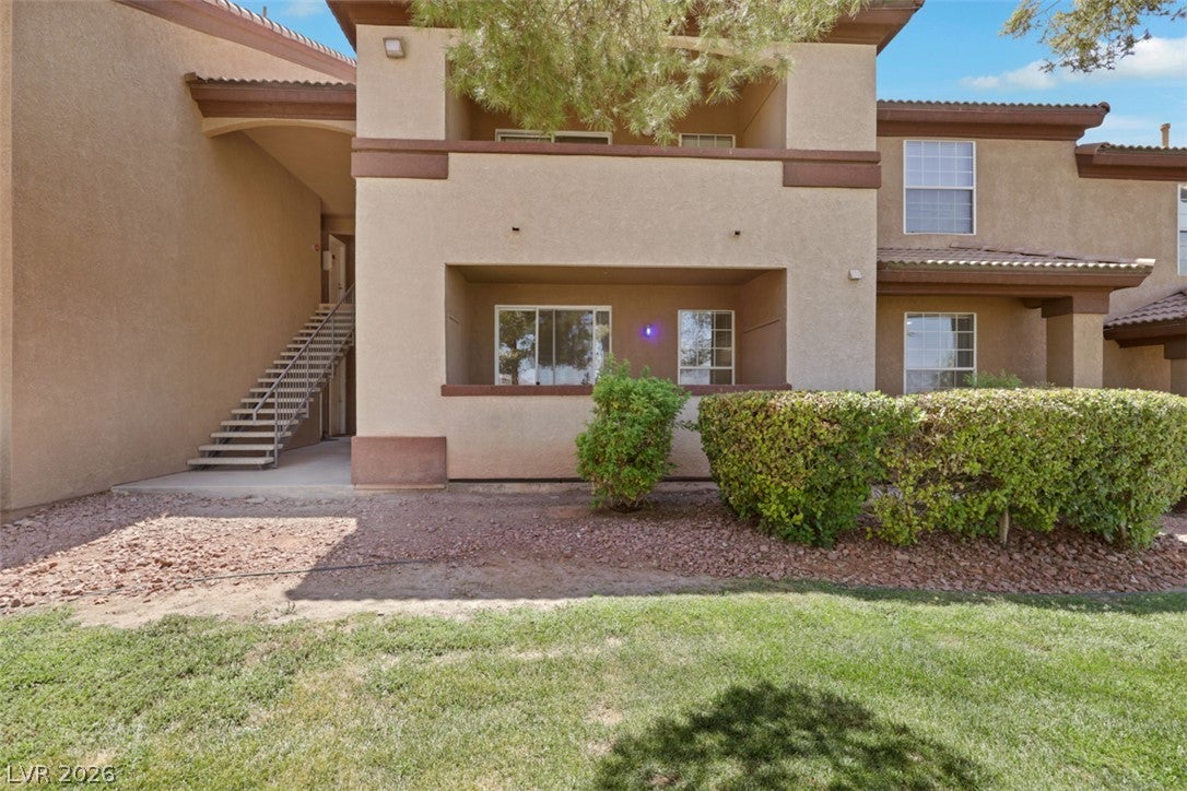 231 W Horizon Ridge Parkway 316