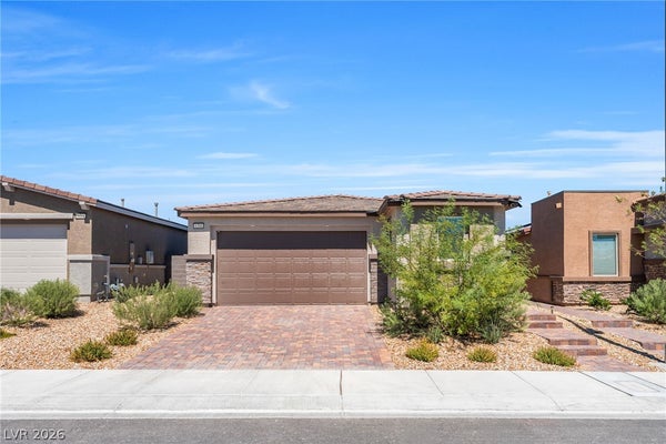 9398 NOBLE FIR RIDGE AVE, LAS VEGAS, NV 89143 - Image d14e5b3660d33eecaa7eef5ee1a3d48f/1959294902
