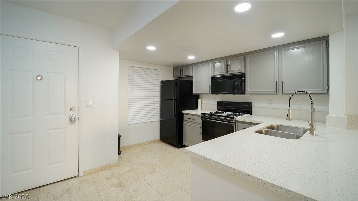 8070 W Russell Road 1099