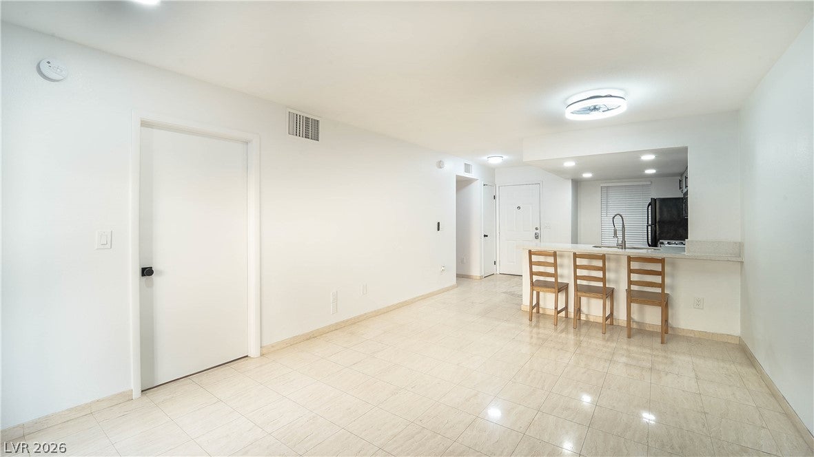 8070 W Russell Road 1099