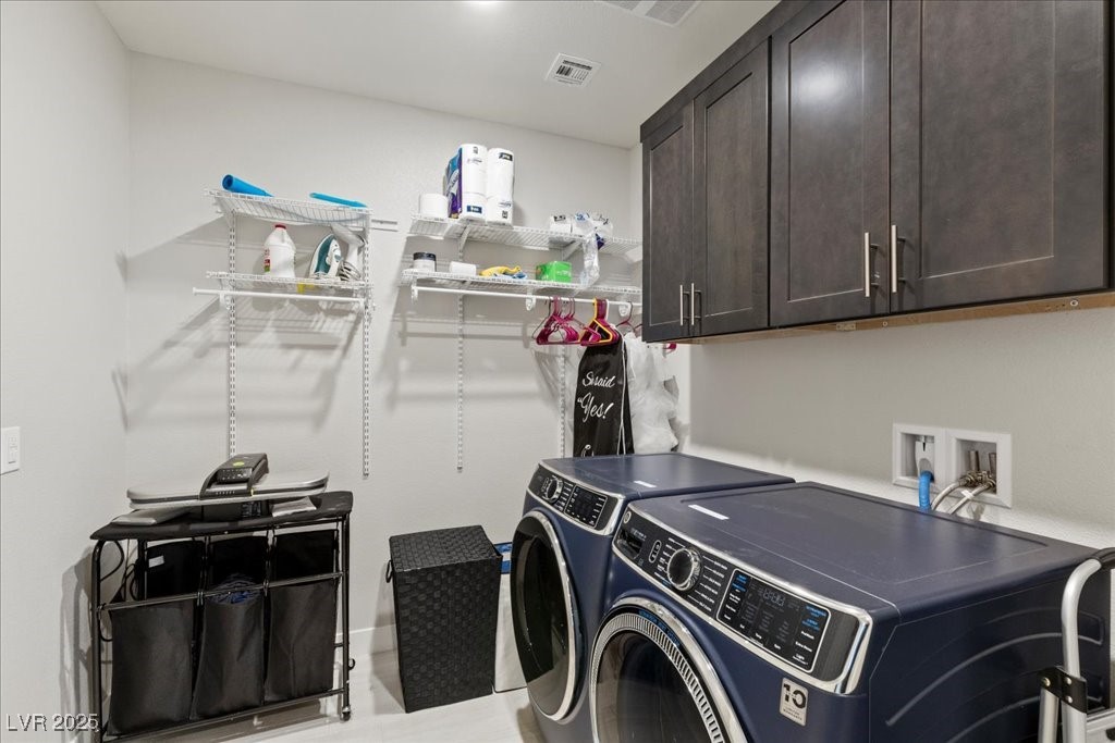 North Las Vegas, Nevada 89084, United States, 6 Bedrooms Bedrooms, ,4 BathroomsBathrooms,Residential,Active,182633