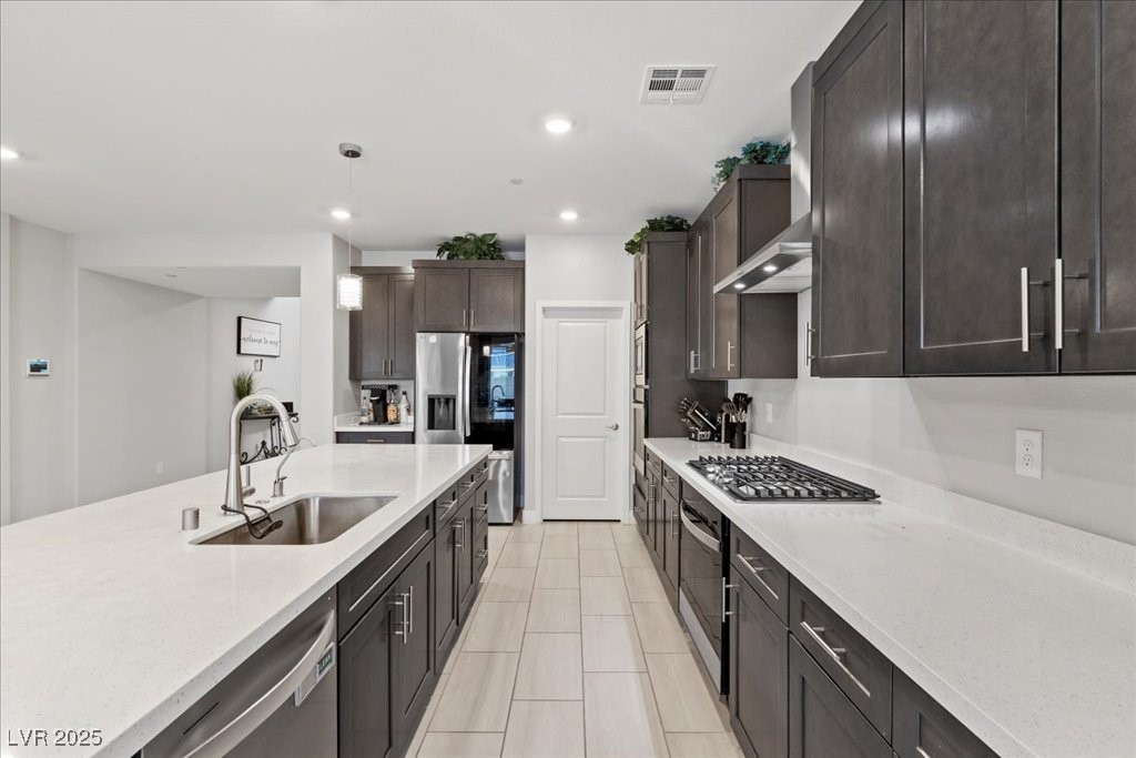 North Las Vegas, Nevada 89084, United States, 6 Bedrooms Bedrooms, ,4 BathroomsBathrooms,Residential,Active,182633