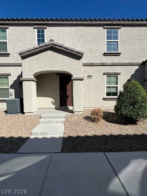 4561 Woolcomber Street