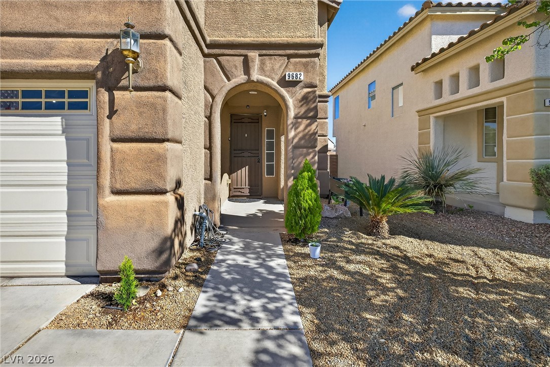 9682 Lightheart Avenue