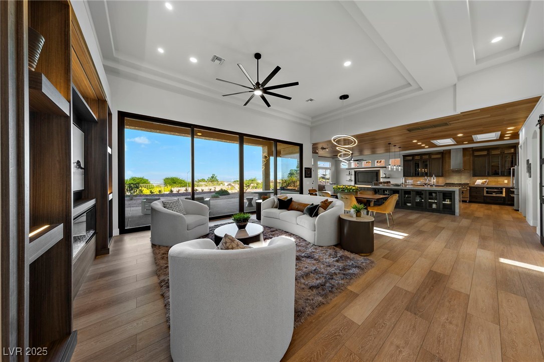 2548 Faiss Drive, Las Vegas, Nevada image 2