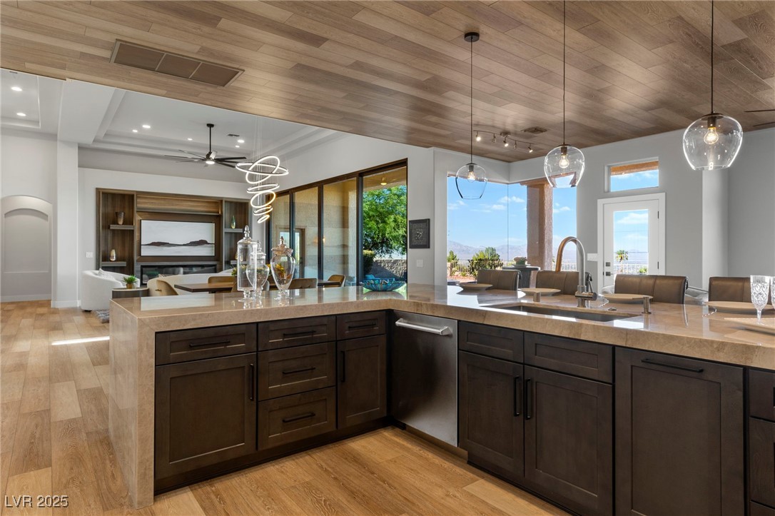 2548 Faiss Drive, Las Vegas, Nevada image 21