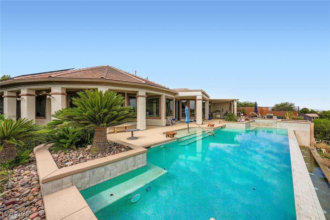2544 Forest City Drive