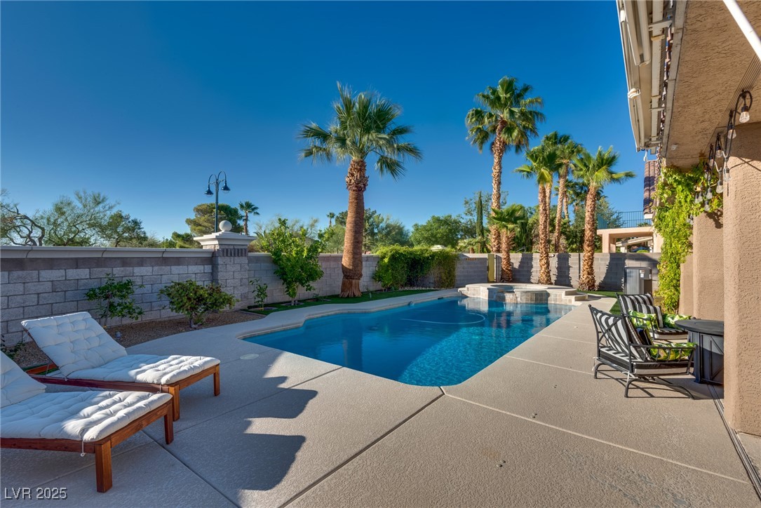 3088 Paseo Mountain Avenue