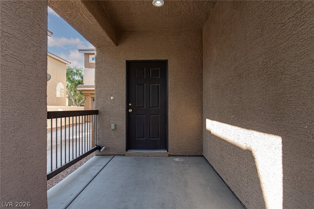 5163 Tunnel Falls Drive