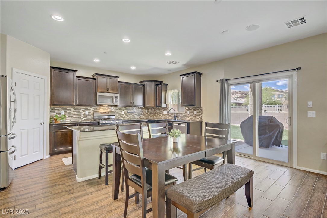 776 Flowing Meadow Drive, Henderson, Nevada image 8