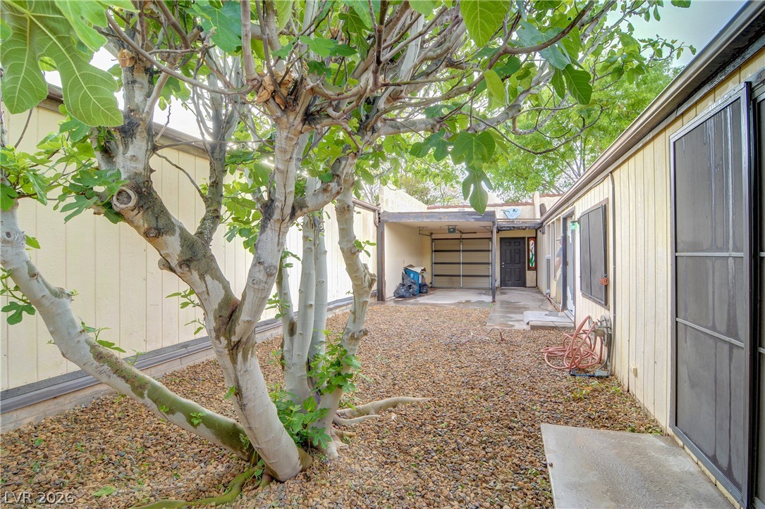 5620 Hobble Creek Drive