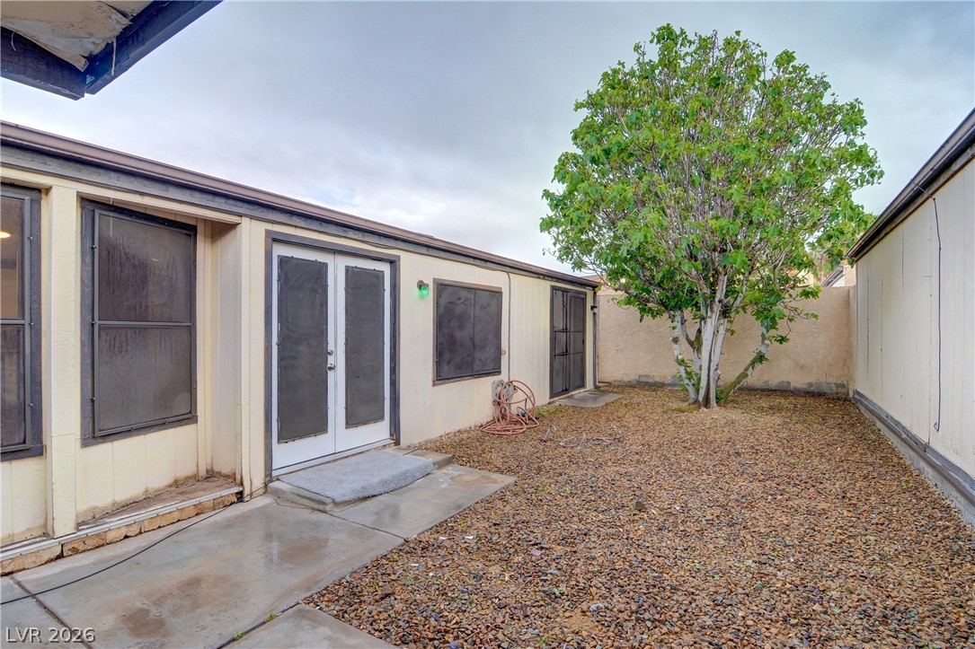 5620 Hobble Creek Drive