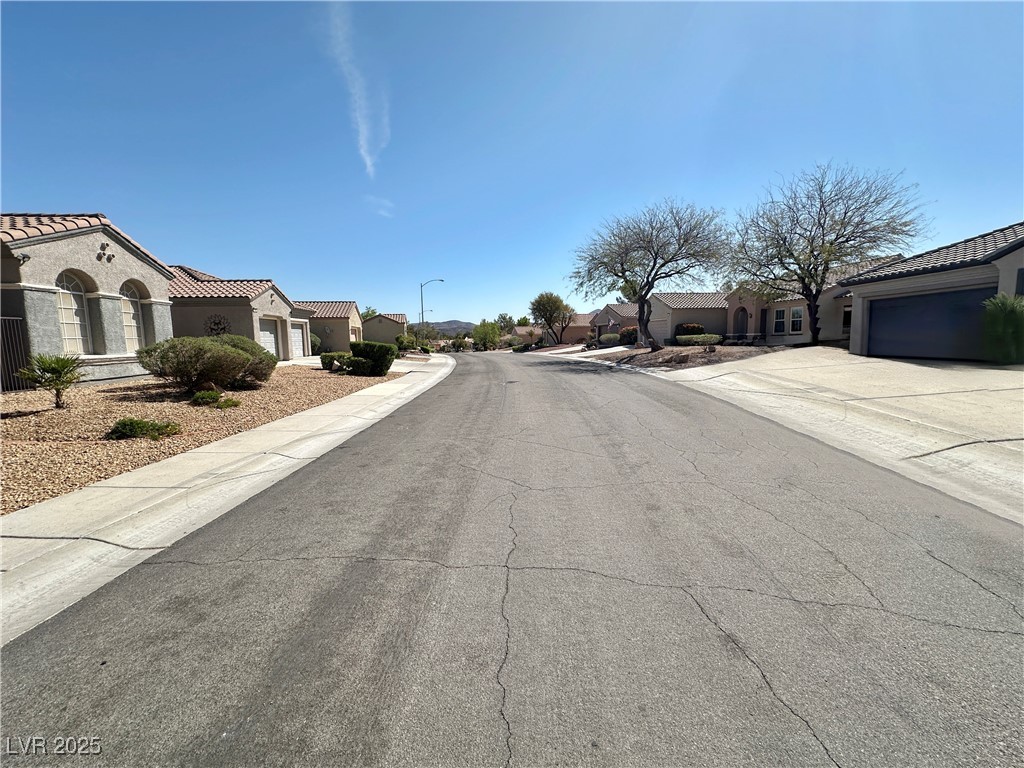 Properties 4 2558 Grandville Avenue