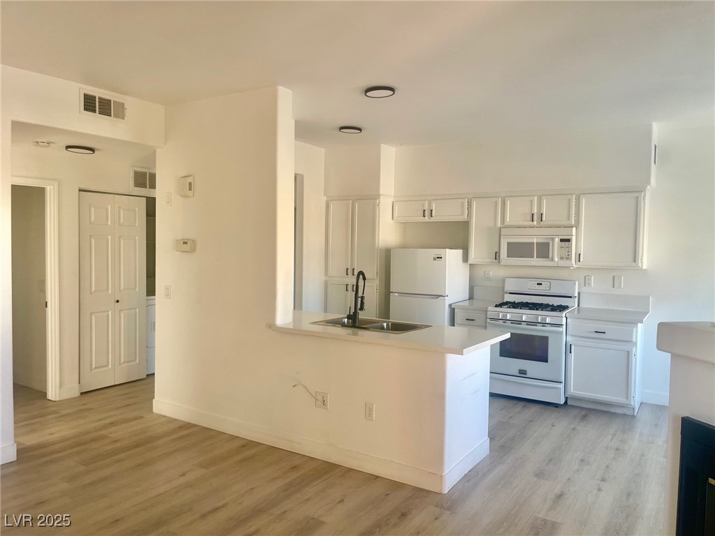 1050 E Cactus Avenue 2017