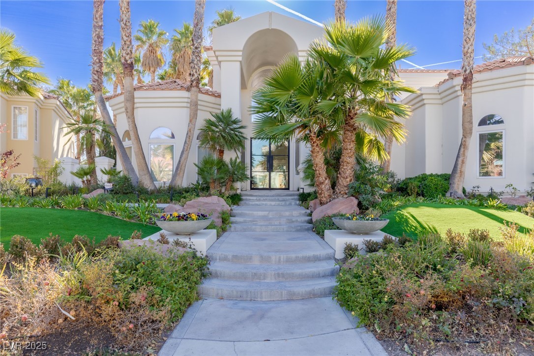 8109 Moonstone Circle