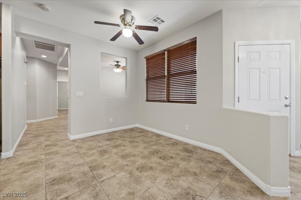924 Crescent Falls Street