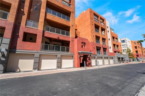 Photo of 35 E Agate Avenue #405, Las Vegas, NV 89123 (MLS # 2606045)
