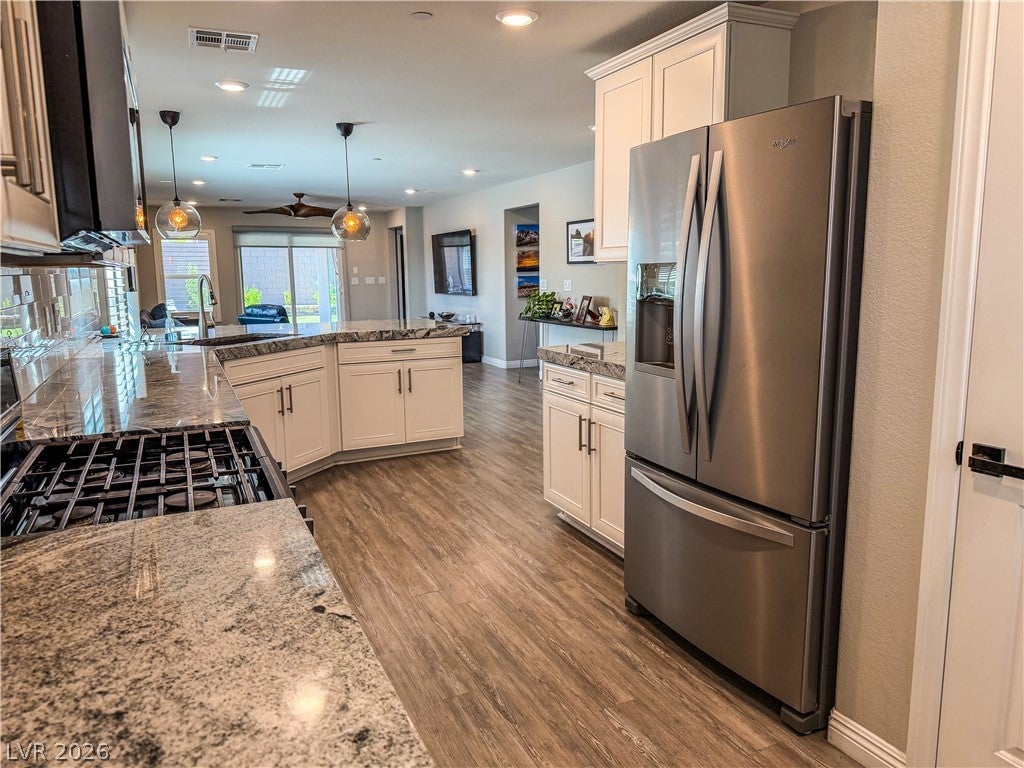 9445 Doe Mountain Court