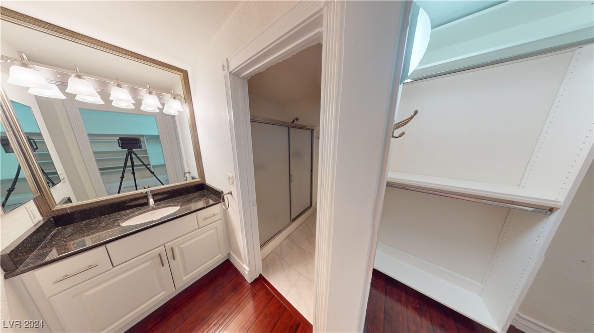 Las Vegas, Nevada 89169, United States, 2 Bedrooms Bedrooms, ,2 BathroomsBathrooms,Residential,Active,28595