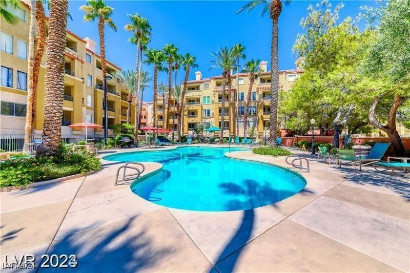 Las Vegas, Nevada 89169, United States, 2 Bedrooms Bedrooms, ,2 BathroomsBathrooms,Residential,Active,28595