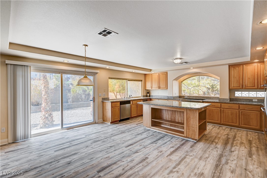 7623 Calm Passage Court, Las Vegas, Nevada image 10