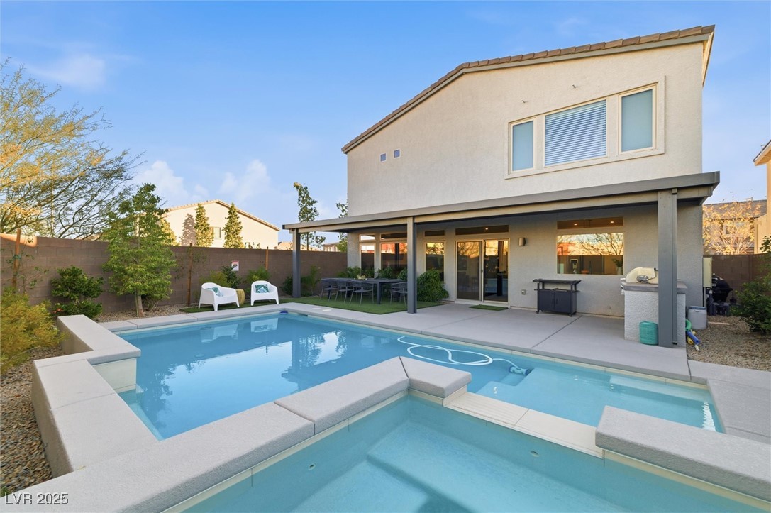 Las Vegas, Nevada 89113, United States, 5 Bedrooms Bedrooms, ,3 BathroomsBathrooms,Residential,Active,256400