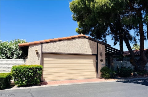 Homes For Rent - 2212 Plaza Del Prado<br/> Las Vegas, NV 89102