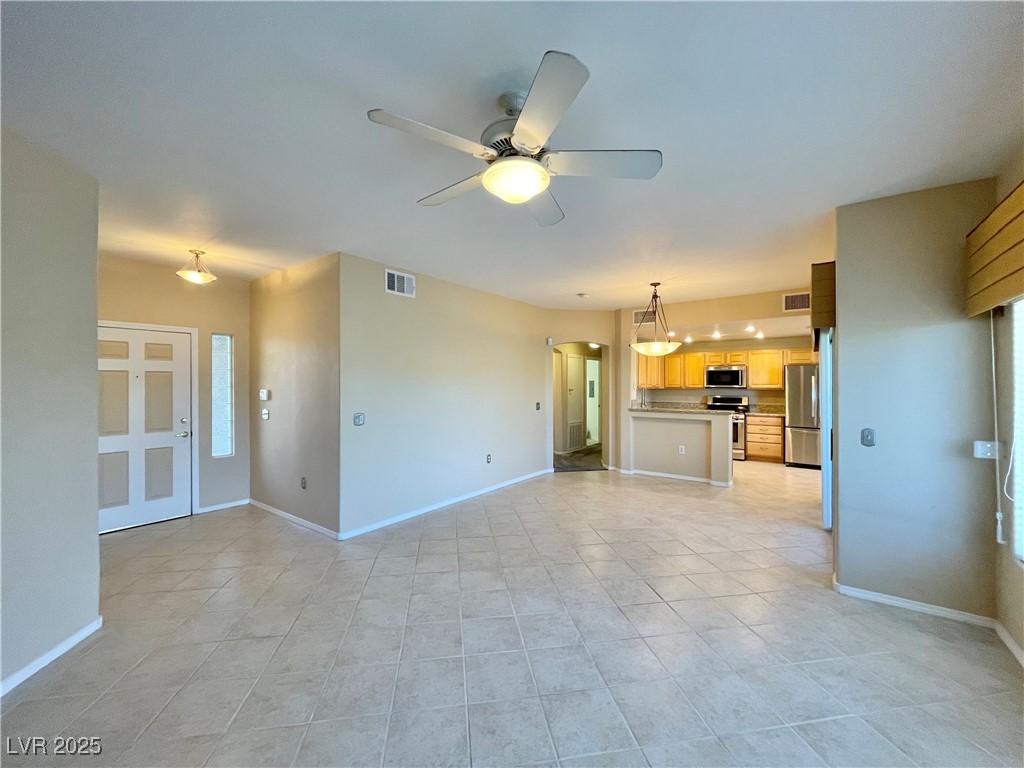 10820 Amber Ridge Drive 102