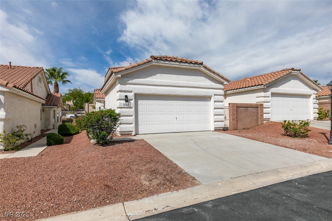 3761 Tohono Canyon Street