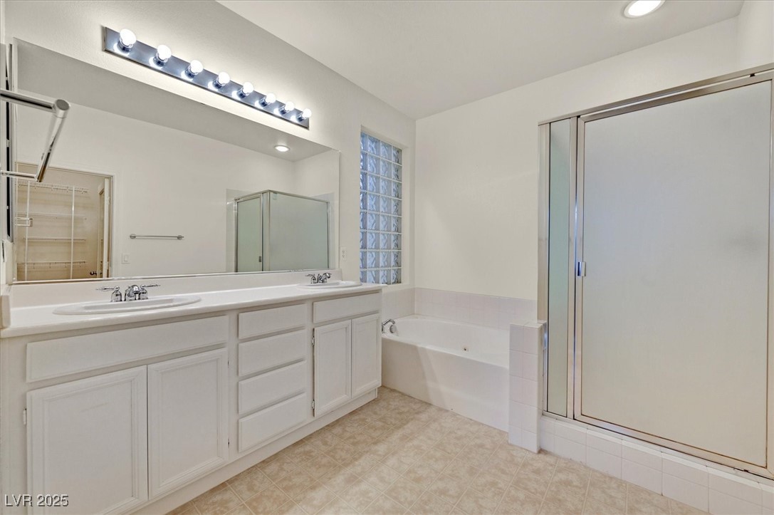 North Las Vegas, Nevada 89031, United States, 3 Bedrooms Bedrooms, ,2 BathroomsBathrooms,Residential,Active,208898