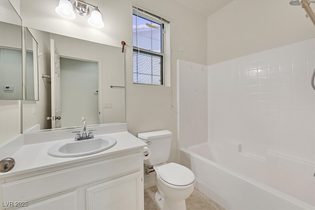 North Las Vegas, Nevada 89031, United States, 3 Bedrooms Bedrooms, ,2 BathroomsBathrooms,Residential,Active,208898