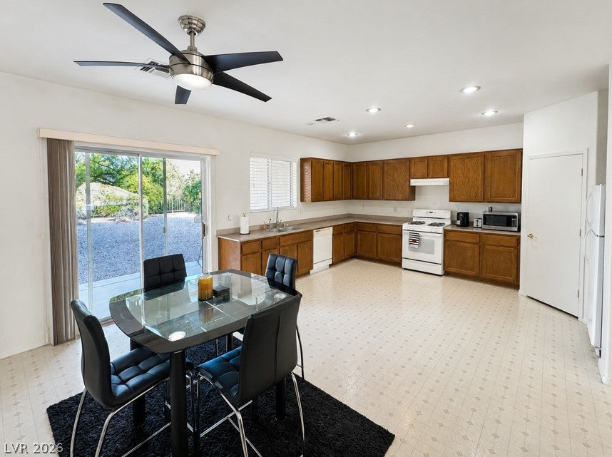 1935 Valley Center Drive