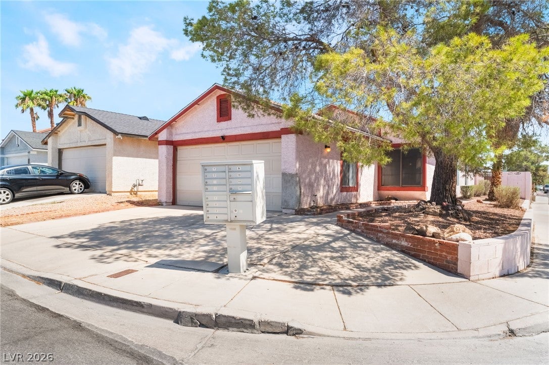 1909 Plumas Court