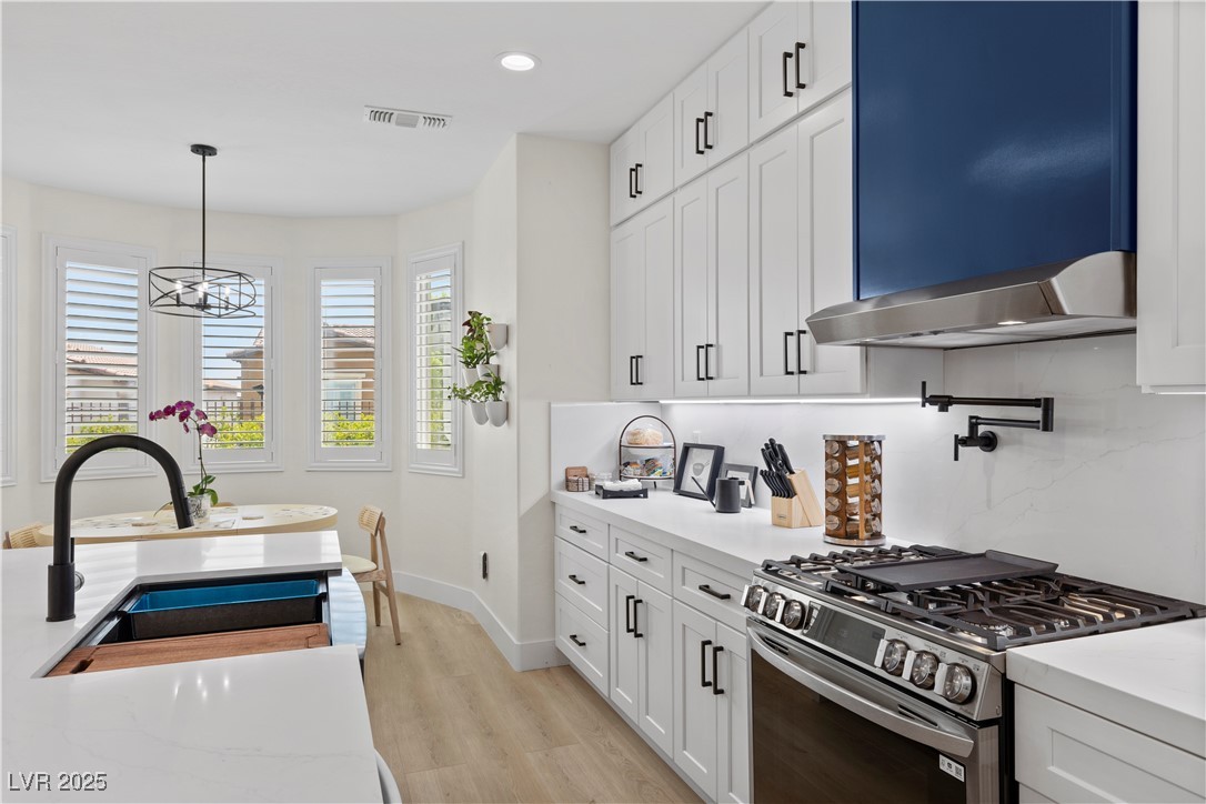 Properties 3 12233 Olivetta Court