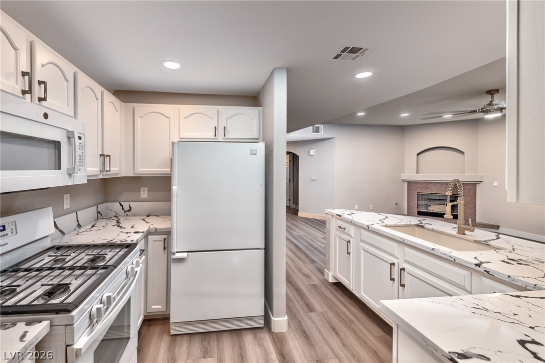 2050 W Warm Springs Road 312