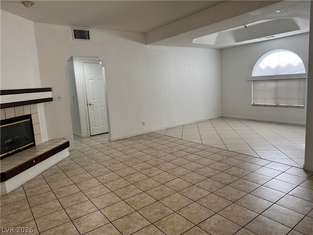 1405 Santa Margarita Street B