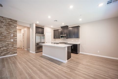 600 N Carriage Hill Drive 1053 Las Vegas NV 89138