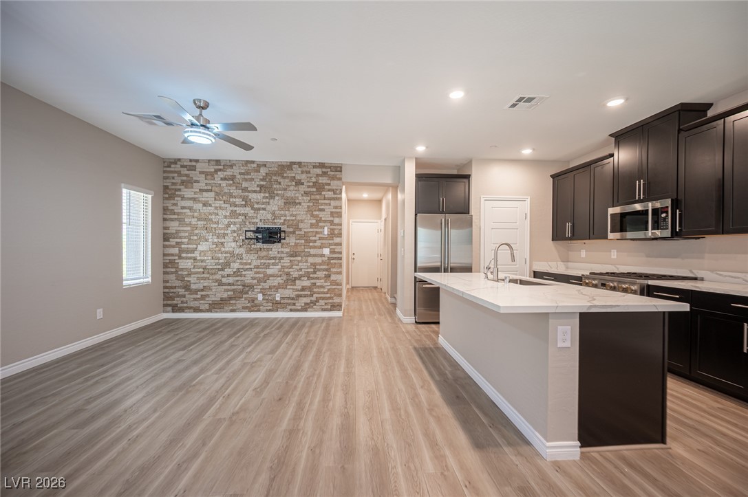 600 N Carriage Hill Drive 1053