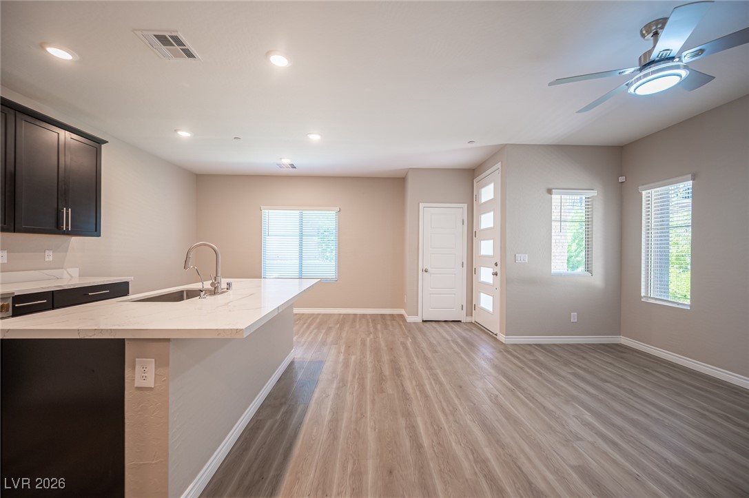 600 N Carriage Hill Drive 1053