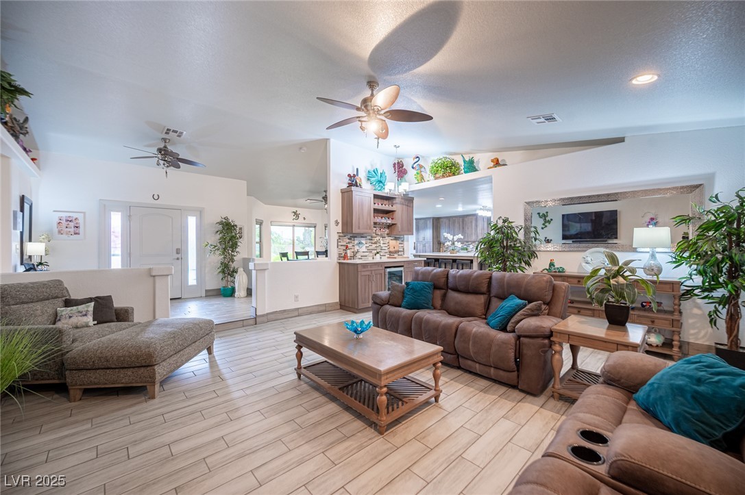8610 Mohawk Street, Las Vegas, Nevada image 19
