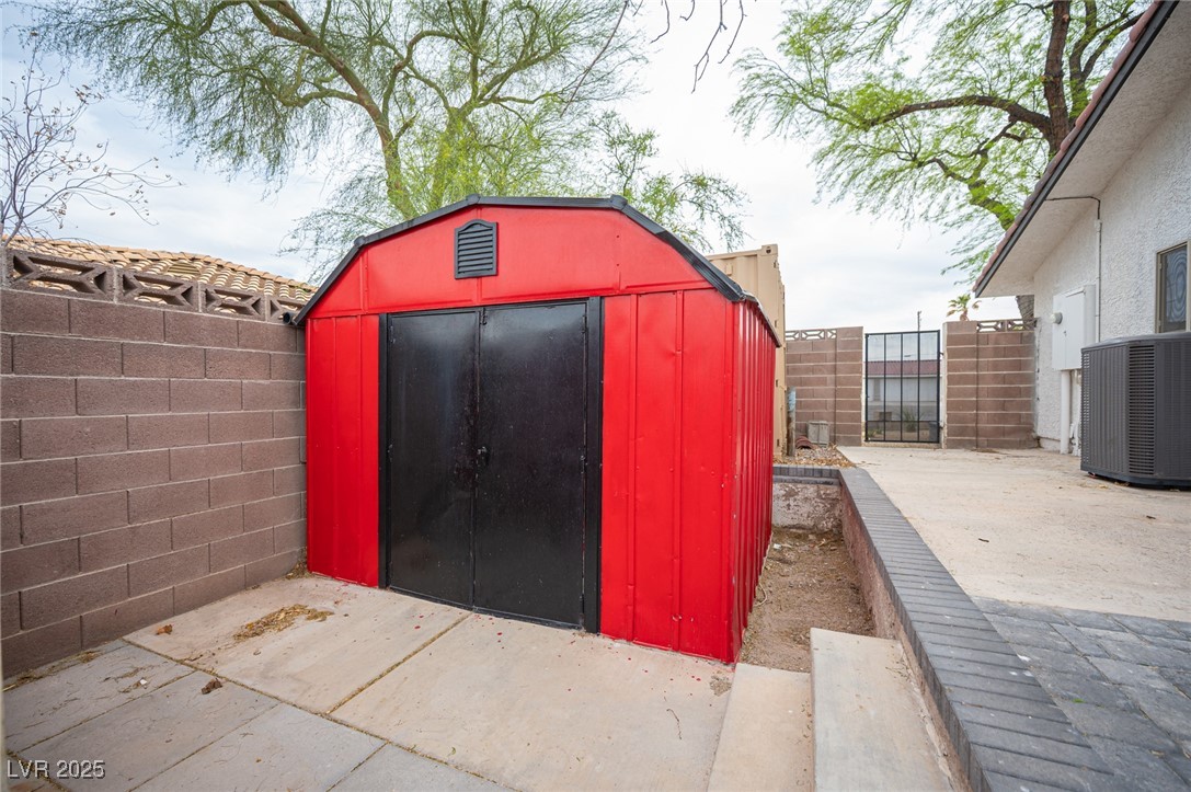 8610 Mohawk Street, Las Vegas, Nevada image 13