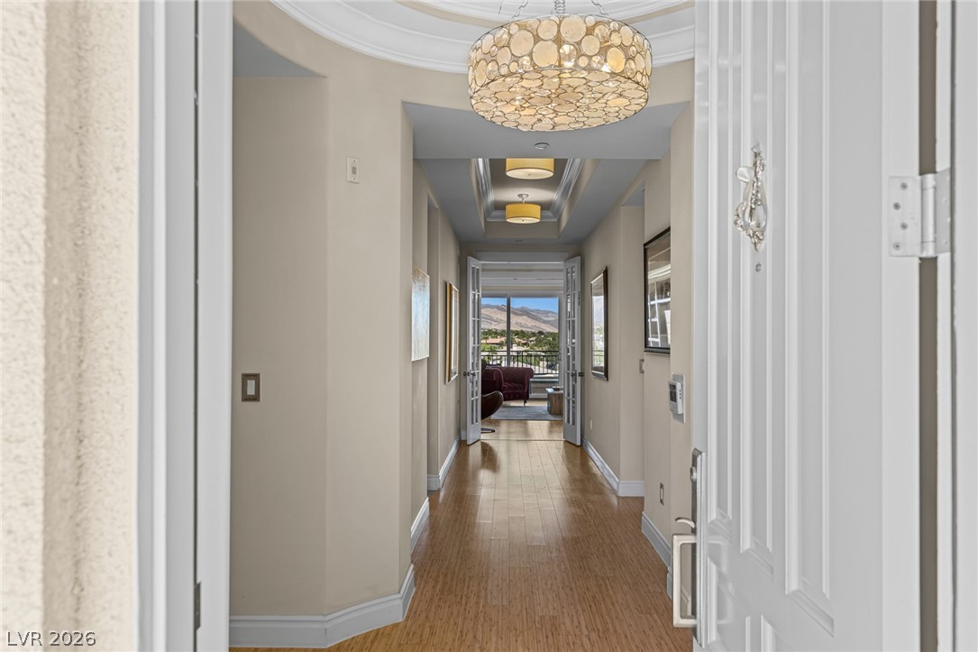 9212 Tesoras Drive 402