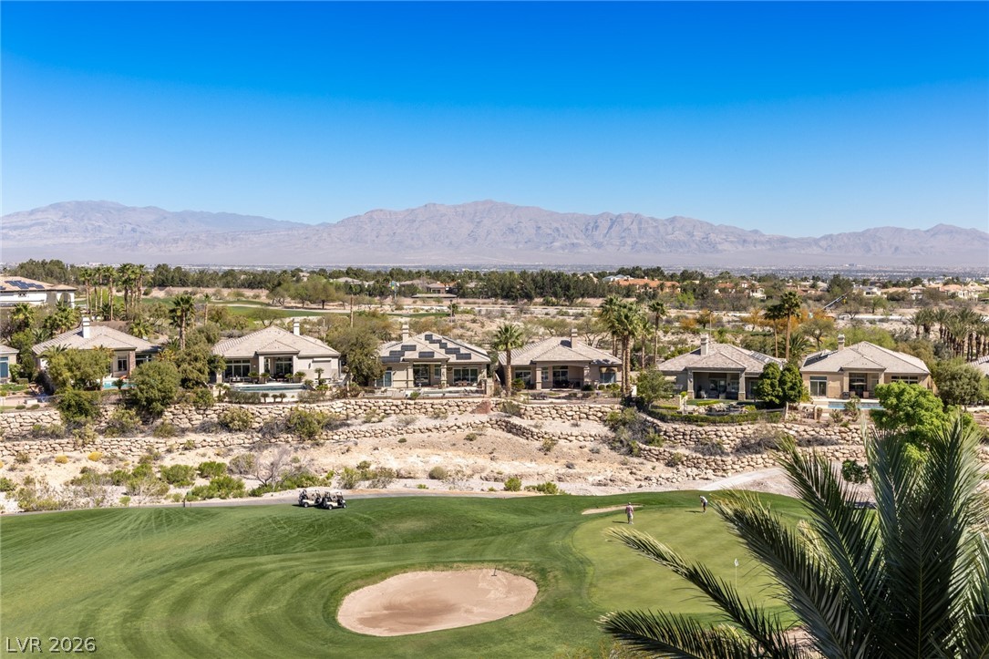 9212 Tesoras Drive 402